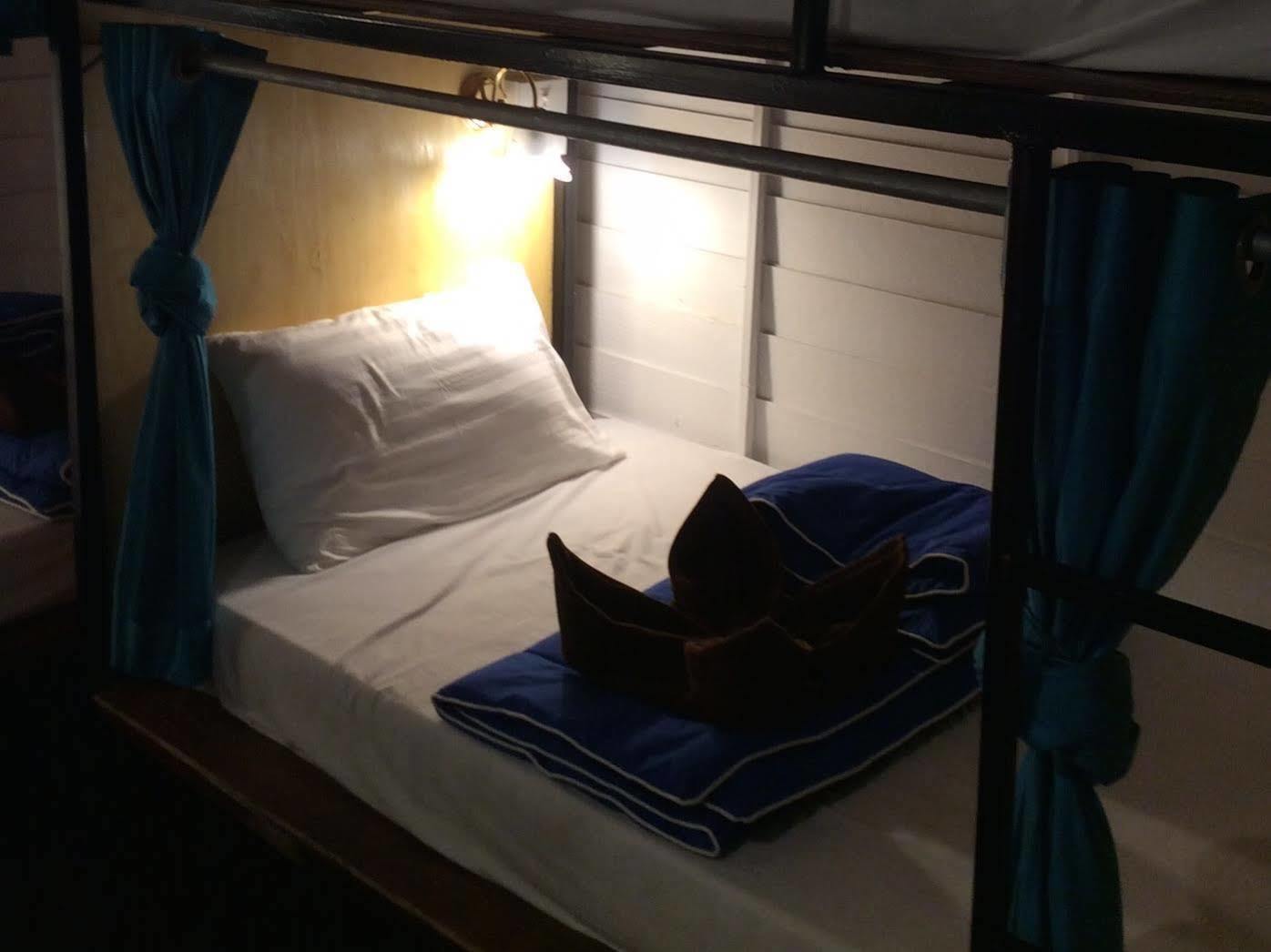 Moov Inn Garden Hostel Ко Тао Екстериор снимка